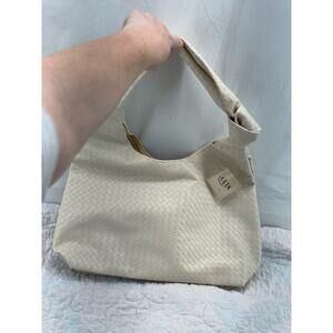 New Ulta cream weave bag with knot spring nutral